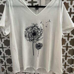 SHEIN White Graphic Short Sleeve Tee